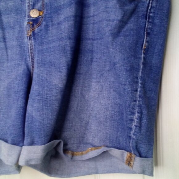 Old Navy Shorts Women 18 Button Fly Roll Hem Denim Blue - Picture 7 of 16